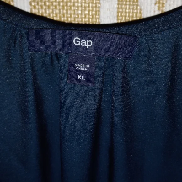 Gap XL dark blue green blouse NWOT - Picture 2 of 7